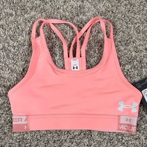 NWT Under Armour Girls HeatGear Bra Youth Small